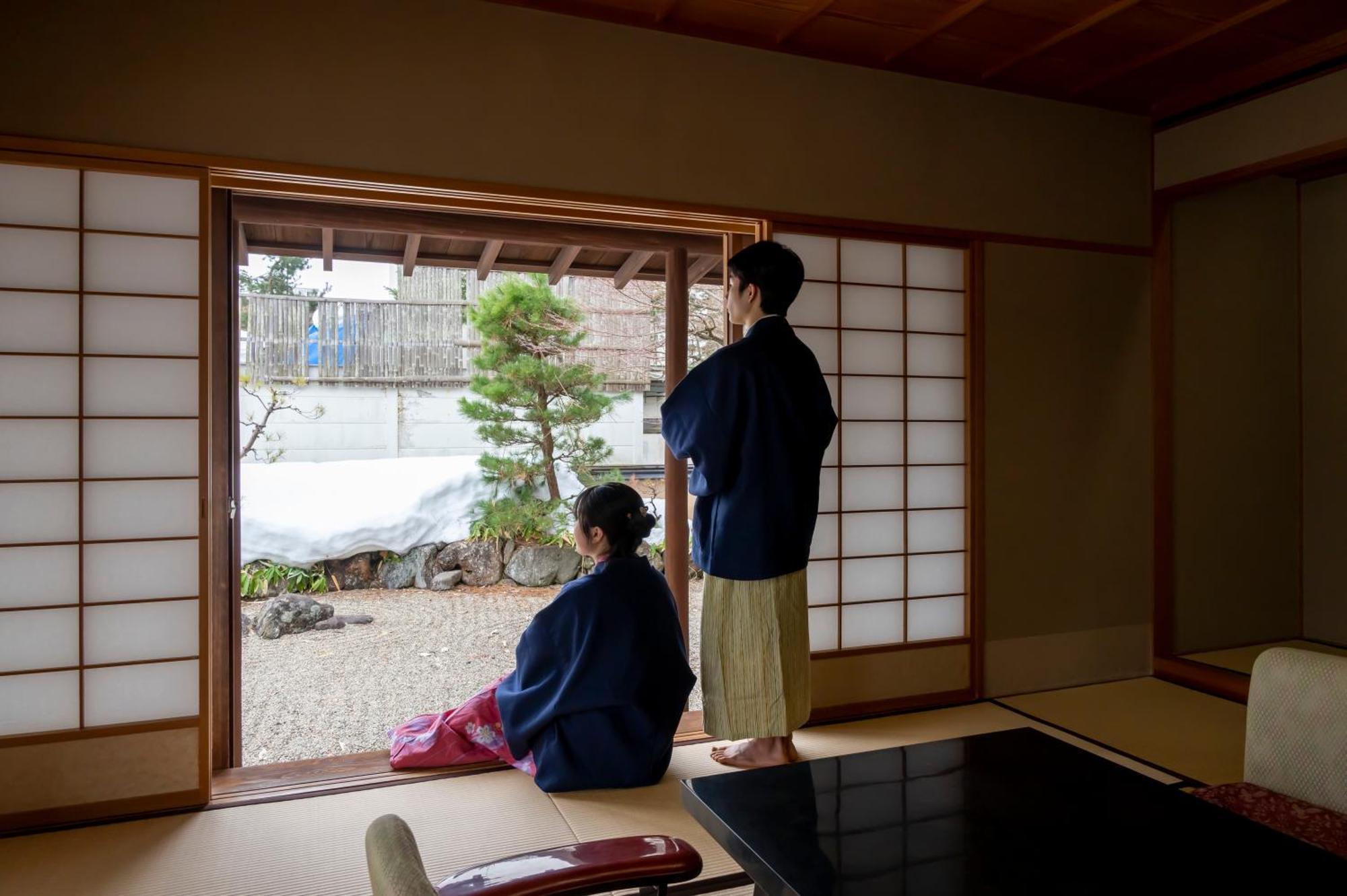 Senkeien Tsukioka Hotel Камінояма Екстер'єр фото